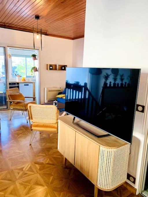L'Etoile Des Sables: Beachside 4-Star Villa in Royan Exterior photo